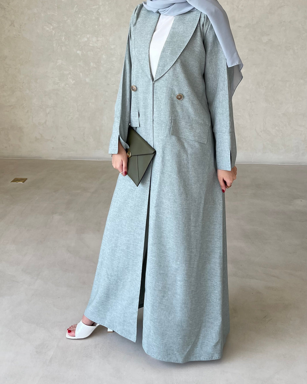 W02